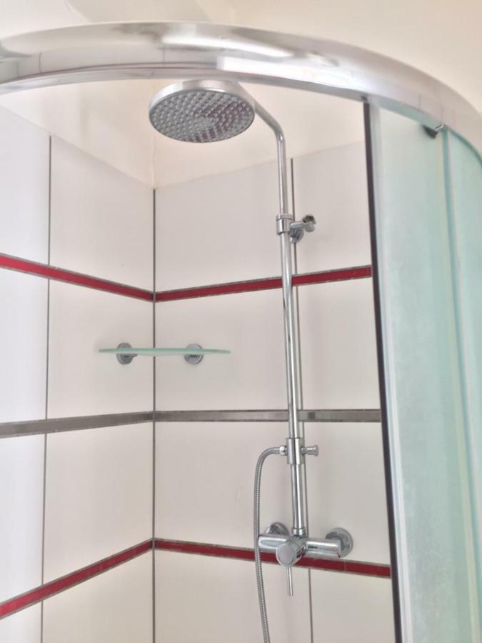 Krasny Apartman U Lesa, Trolejbus Do Centra A Bvv, Parkovani Zdarma Brno Bagian luar foto